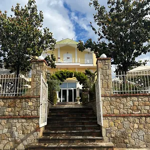 Restorant Halal Il Tramonto. Hotel Vorë