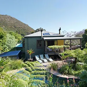 hout-bay-hideaway.hotels-capetown.com/